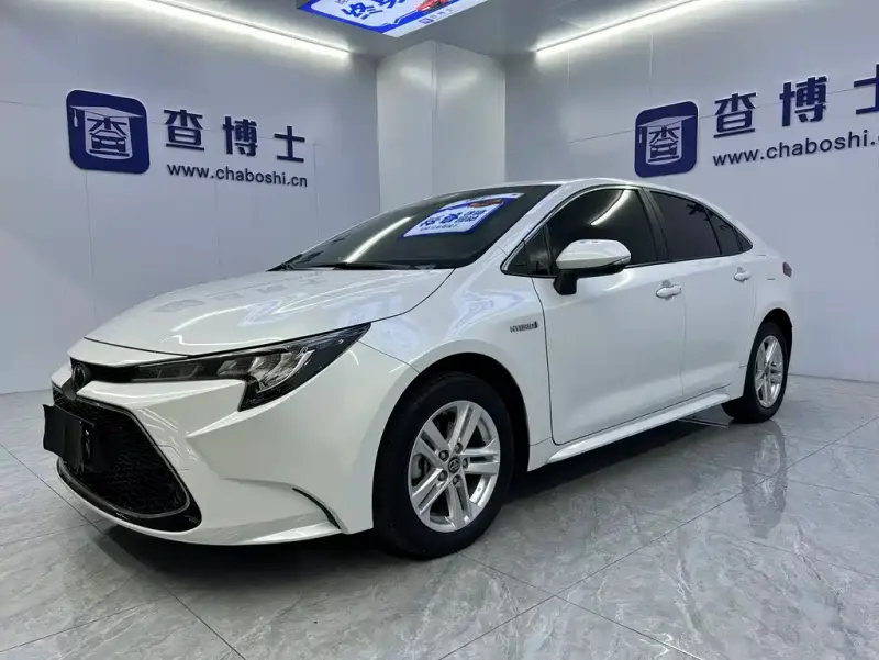 Toyota Levin, 2022 — фото 1