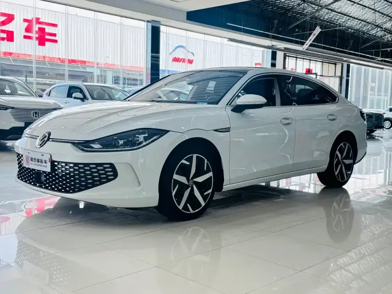 Volkswagen Lamando, 2023