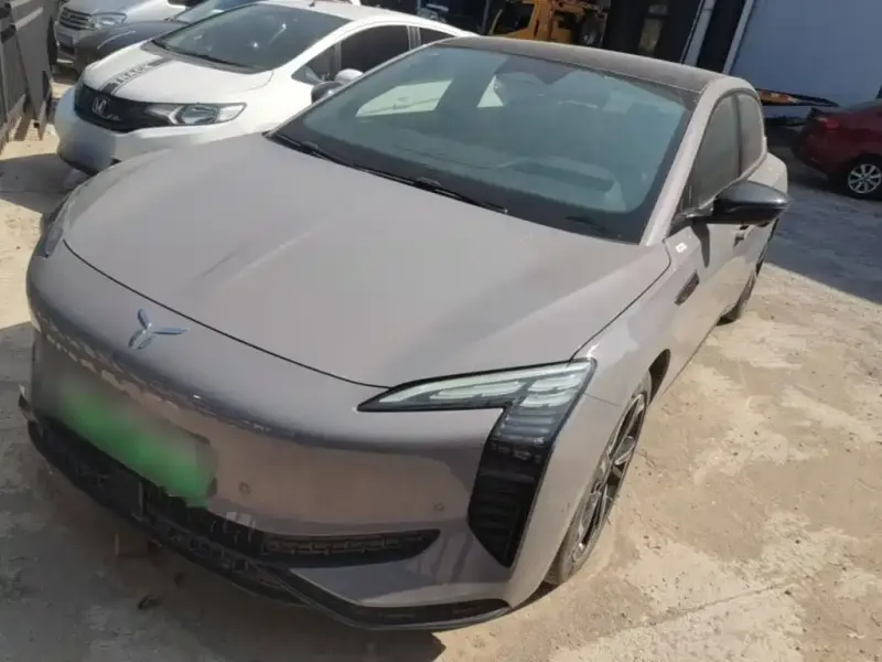 Hongqi EH7, 2024