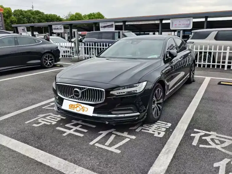 Volvo S90, 2022