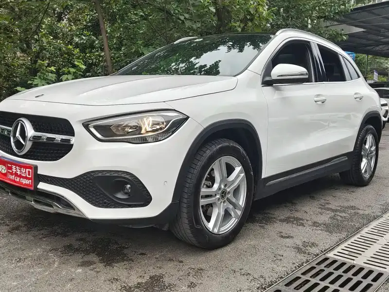 Mercedes-Benz GLA, 2022 — фото 1