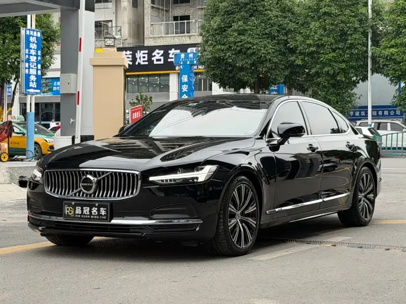 Volvo S90, 2023