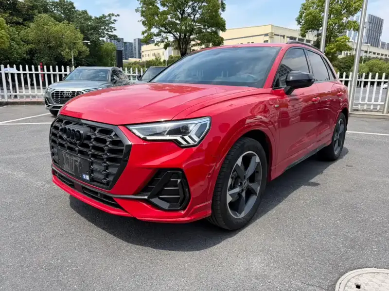Audi Q3, 2023