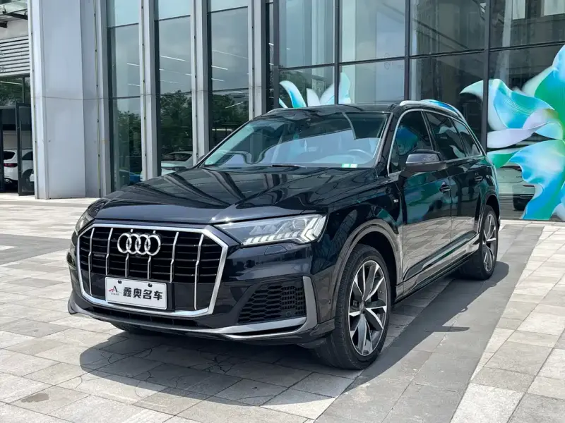 Audi Q7, 2020 — фото 1