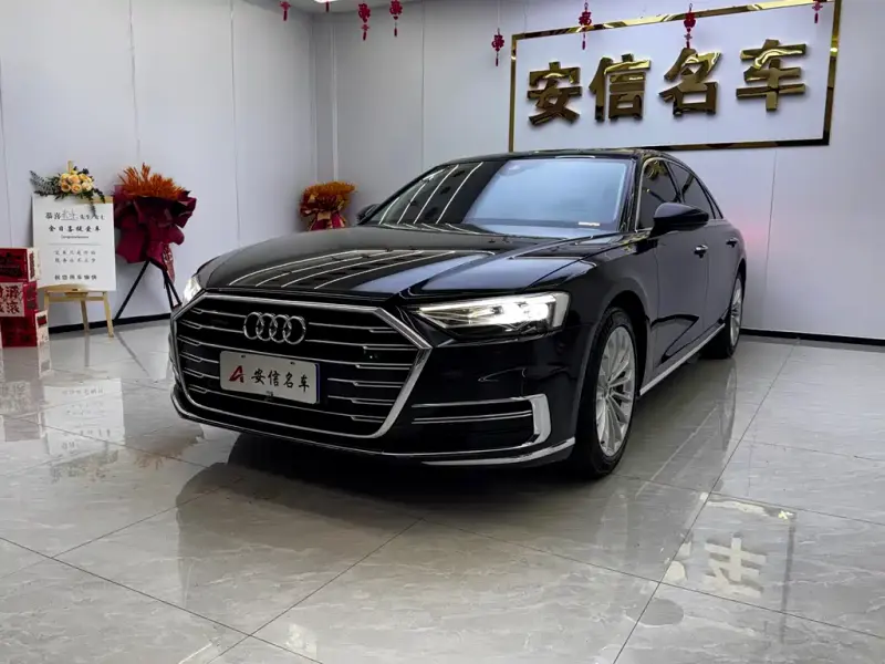 Audi A8, 2018 — фото 1
