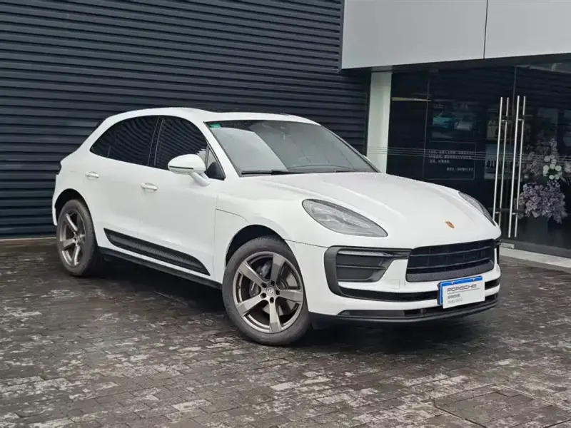 Porsche Macan, 2025