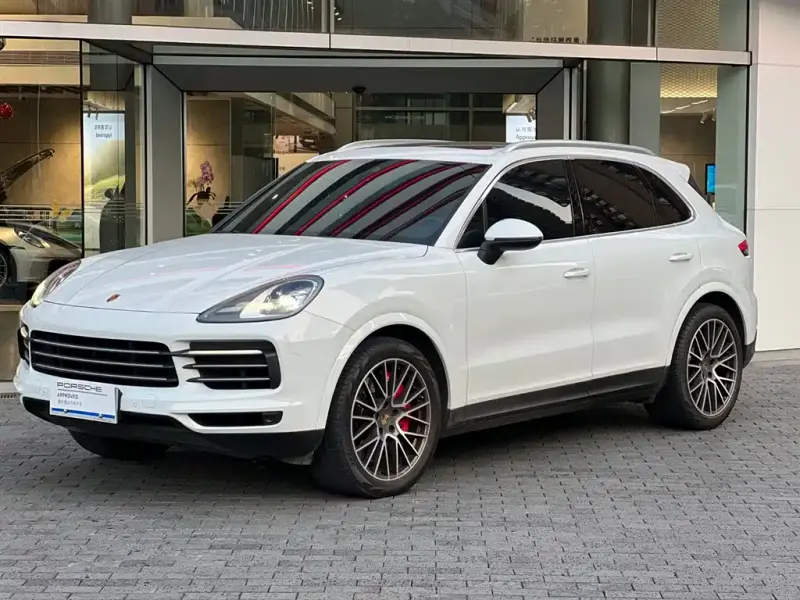 Porsche Cayenne, 2022