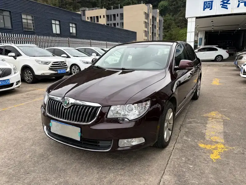 Skoda Superb, 2013