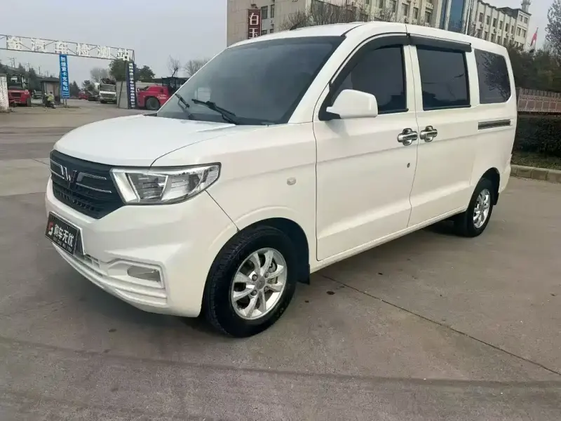 Wuling Hongguang V, 2022