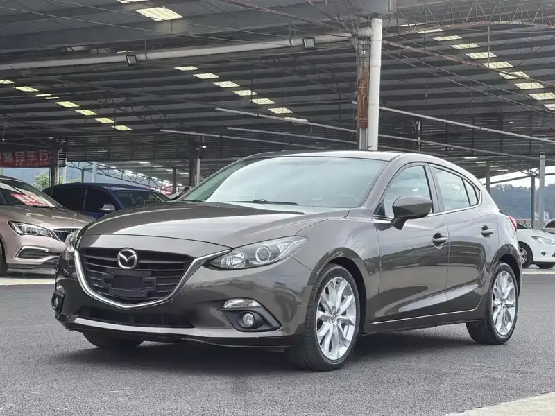 Mazda 3 Axela, 2015 — фото 1