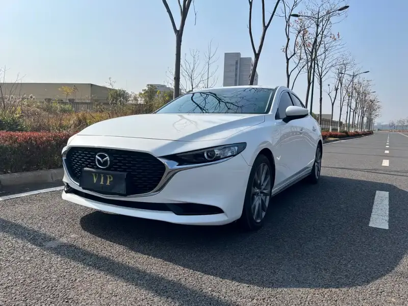 Mazda 3 Axela, 2021