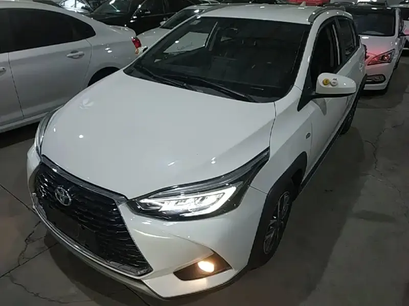 Toyota Yaris L, 2021