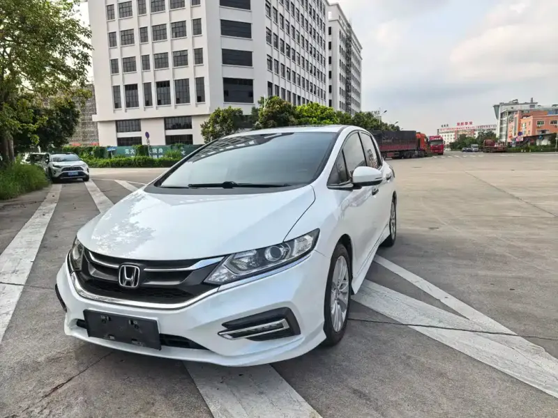 Honda Jade, 2018 — фото 1