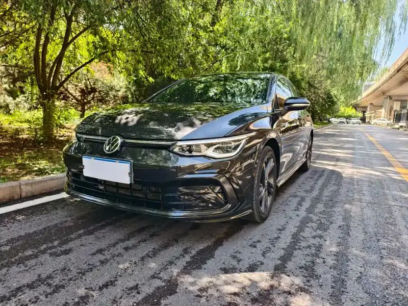 Volkswagen Golf, 2021