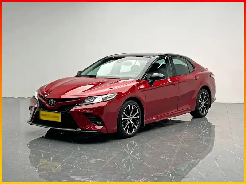 Toyota Camry, 2018