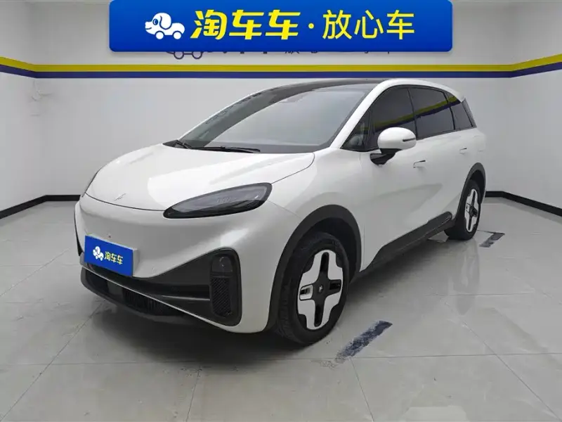 ARCFOX S, 2025