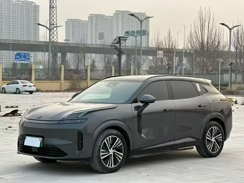 Lynk & Co 08 EM-P, 2024