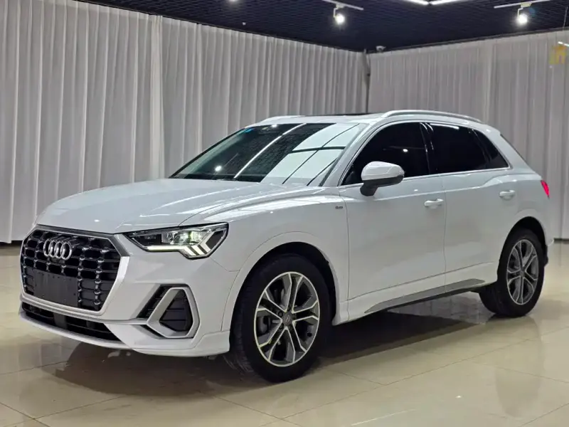 Audi Q3, 2020