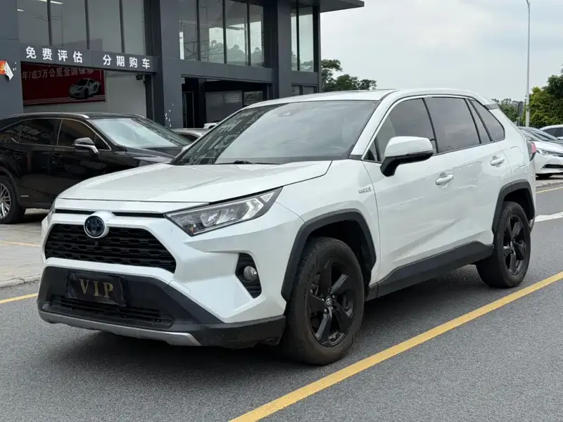 Toyota RAV4, 2021