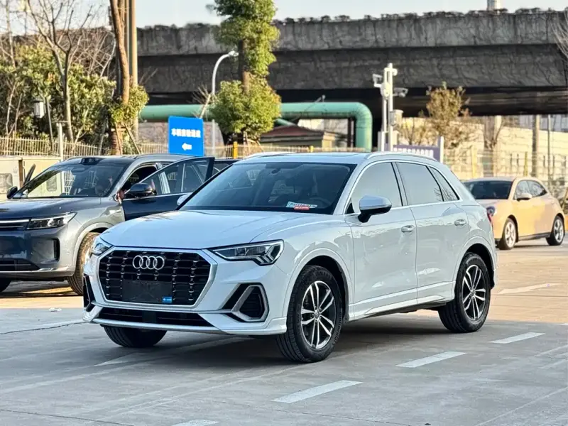 Audi Q3, 2020