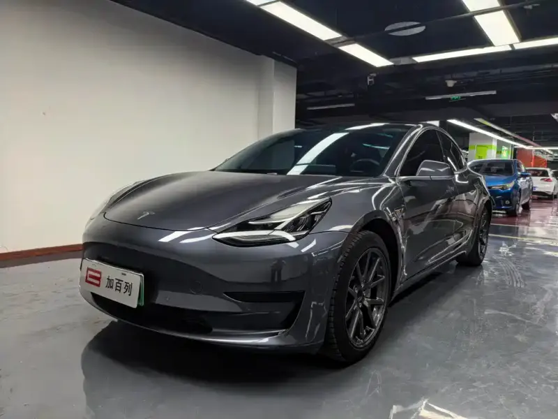 Tesla Model 3, 2020