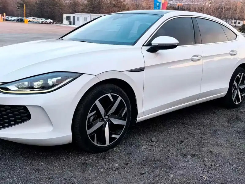 Volkswagen Lamando, 2023