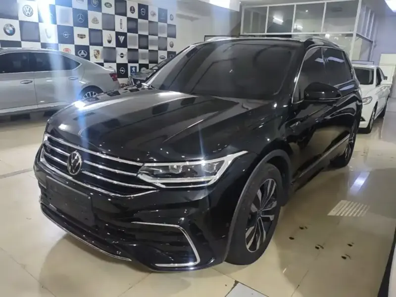 Volkswagen Tiguan L, 2022