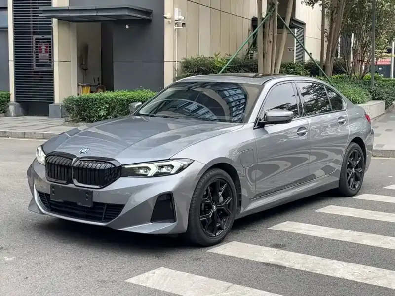 BMW i3, 2023