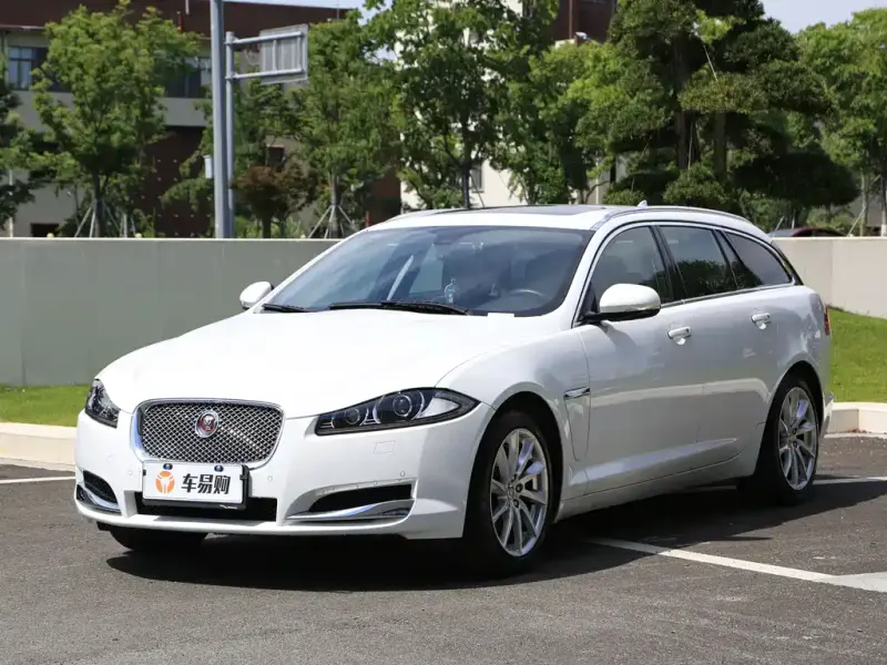 Jaguar XF, 2016