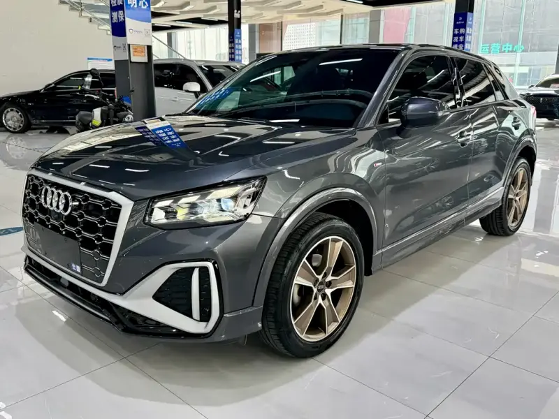 Audi Q2L, 2023