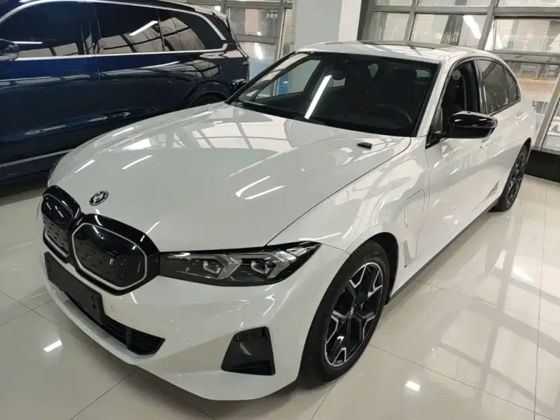 BMW i3, 2024