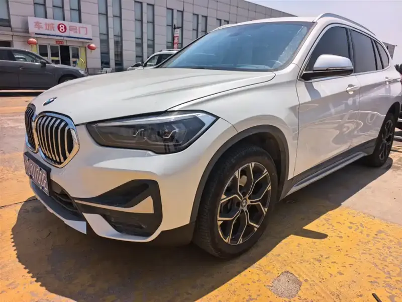 BMW X1, 2022 — фото 1
