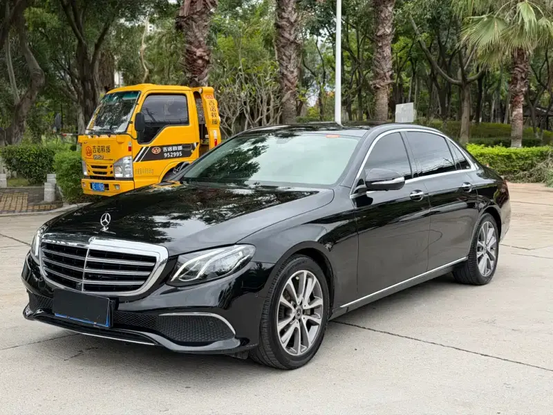 Mercedes-Benz E-Class, 2019 — фото 1