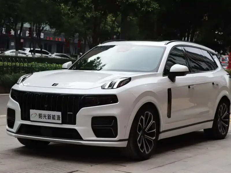Lynk & Co 09 EM-P, 2024