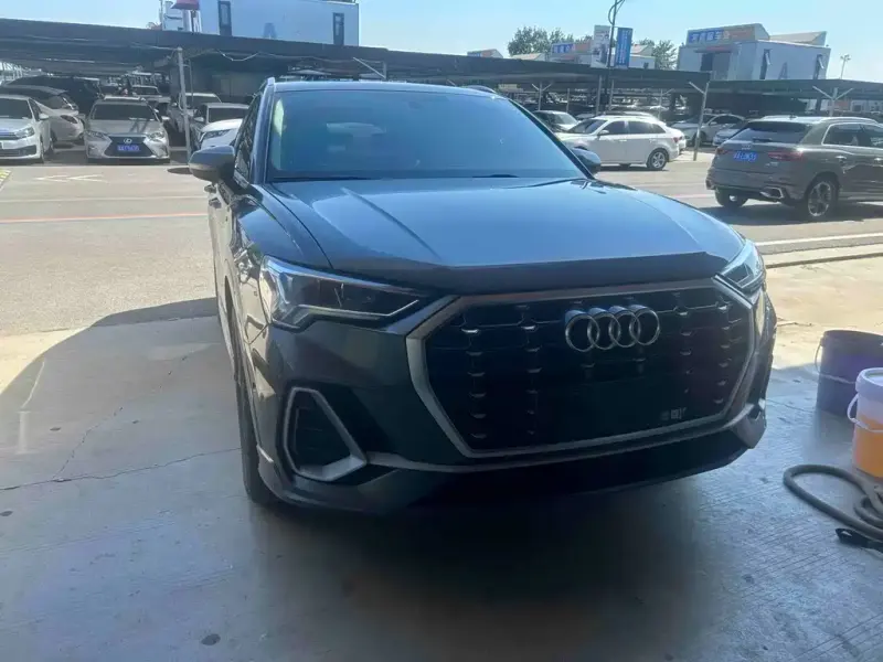 Audi Q3, 2023