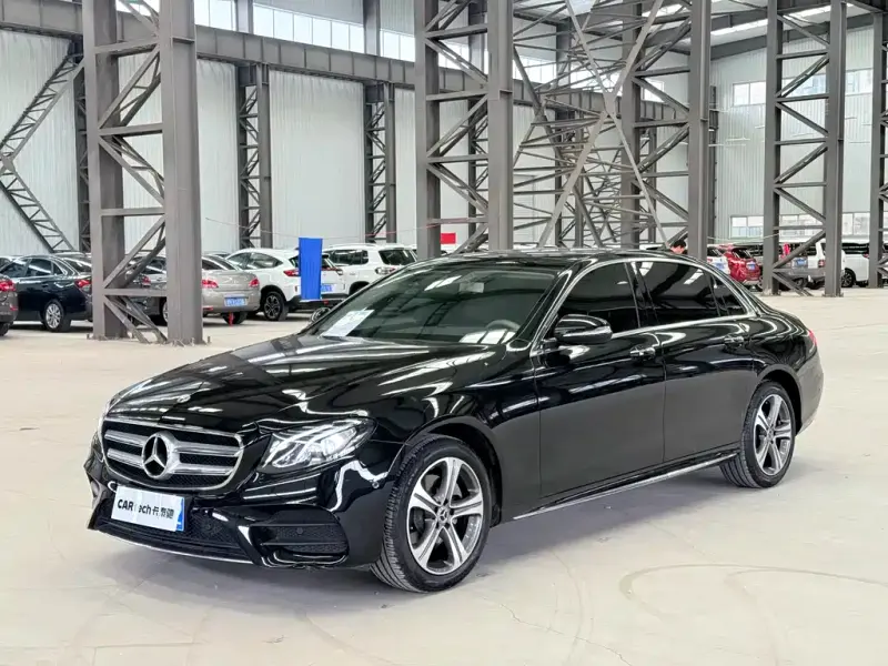 Mercedes-Benz E-Class, 2019 — фото 1