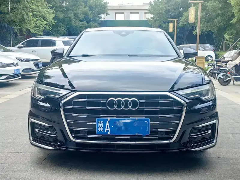 Audi A6L, 2020