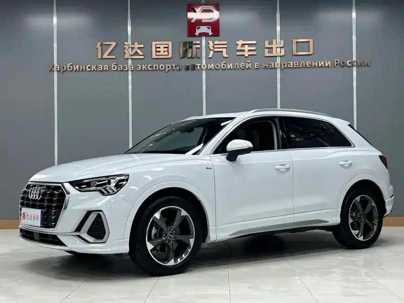 Audi Q3, 2023