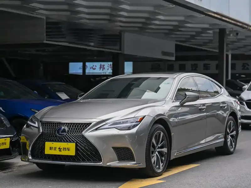 Lexus LS, 2021