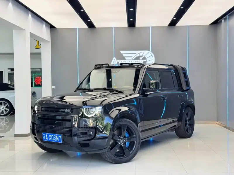 Land Rover Defender, 2023