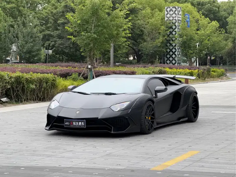 Lamborghini Aventador, 2014