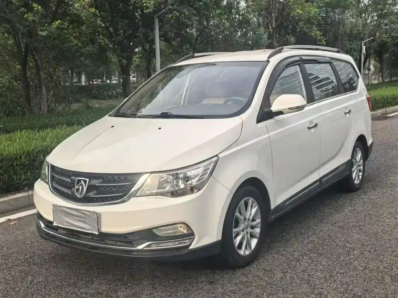 Baojun 730, 2016