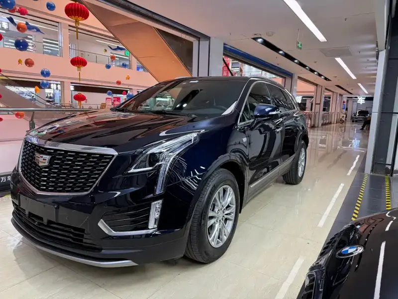 Cadillac XT5, 2021 — фото 1