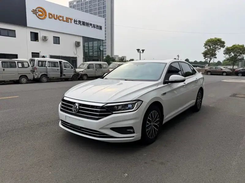 Volkswagen Sagitar, 2020