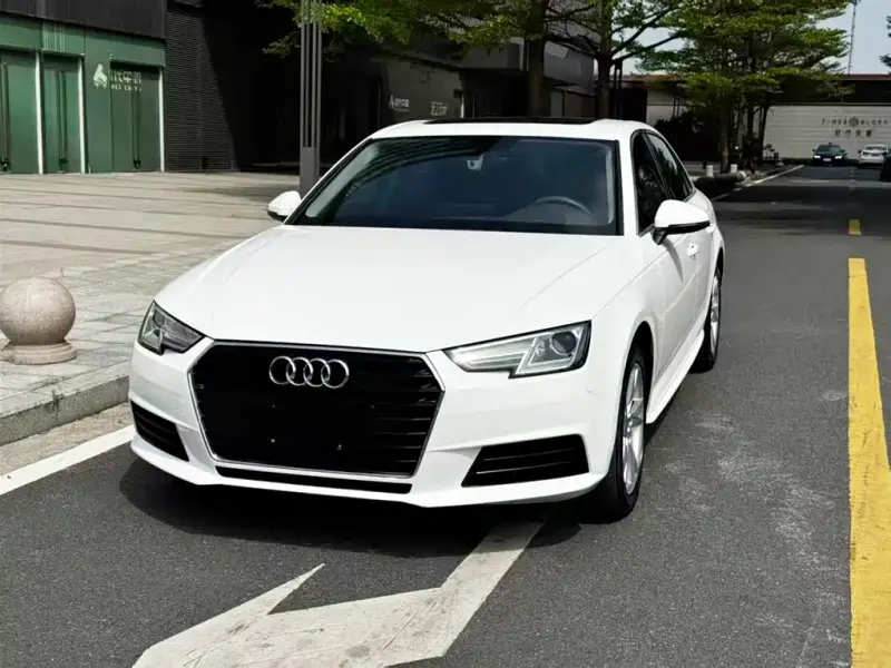 Audi A4L, 2016 — фото 1