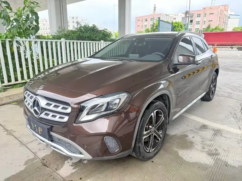 Mercedes-Benz GLA, 2018 — фото 1