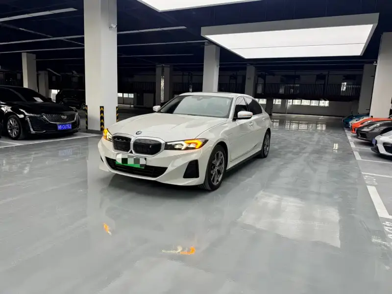 BMW i3, 2024