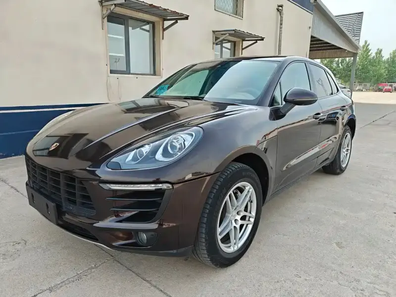 Porsche Macan, 2016