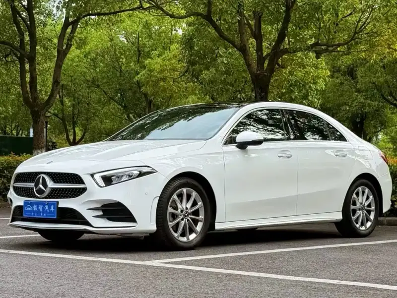 Mercedes-Benz A-Class, 2021 — фото 1