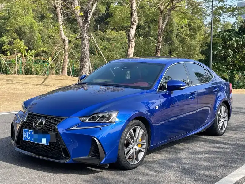 Lexus IS, 2017
